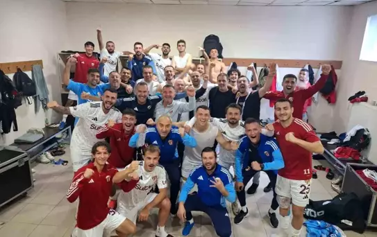 İnegölspor, Kastamonuspor'u 3-1 Yendi