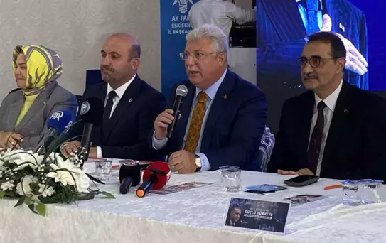 Akbaşoğlu'ndan CHP'ye Sert Eleştiriler