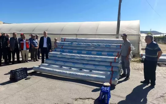 Kütahya'da Seraların Rehabilitasyonu Projesi Kapsamında Naylon Dağıtımı Yapıldı