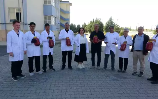 Meslek Lisesinden 1 Ton Salça