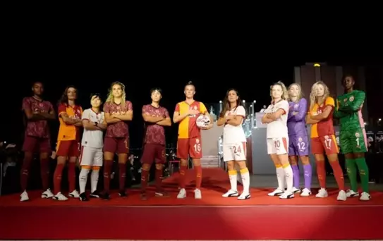 Galatasaray Yeni Sezon Forma Lansmanı Yapıldı