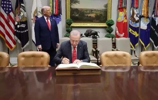 Trump'tan Erdoğan'a sandalye jesti