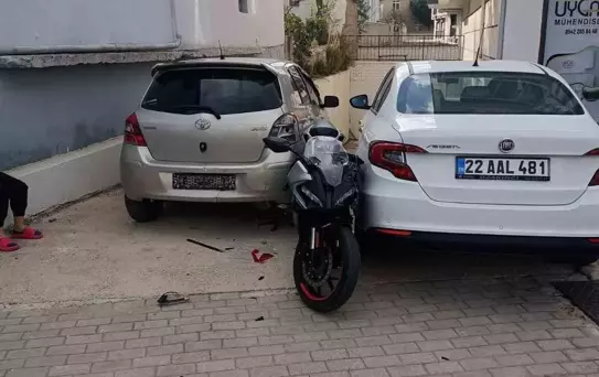 İspat Cami'de Trafik Kazası: 1 Yaralı