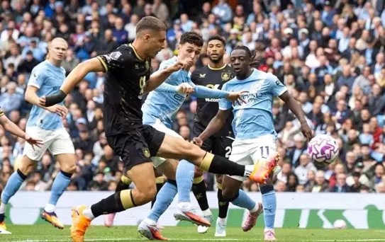Manchester City, Burnley'i 5-1 Yendi