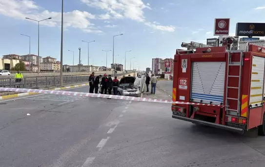 Sivas'ta Trafik Kazası: 1 Ölü, 3 Yaralı