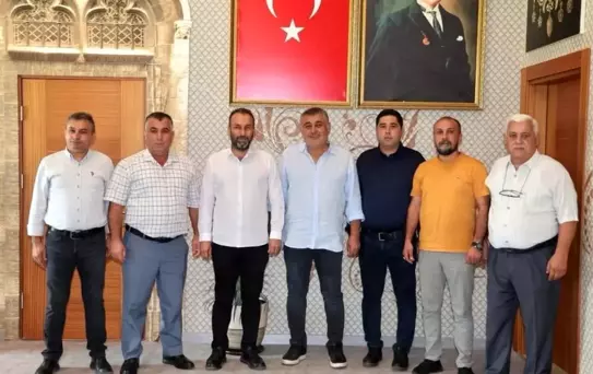 Aksu Belediye Başkanı İsa Yıldırım, CHP'den İstifa Eden Meclis Üyelerini Değerlendirdi