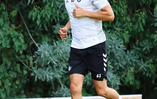 Türk kulübüne büyük şok: Yıldız futbolcunun lisansı çıkarılamadı 