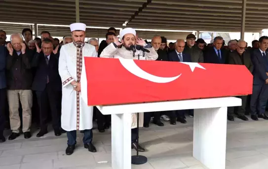 Ünlü Şair Yavuz Bülent Bakiler Son Yolculuğuna Uğurlandı
