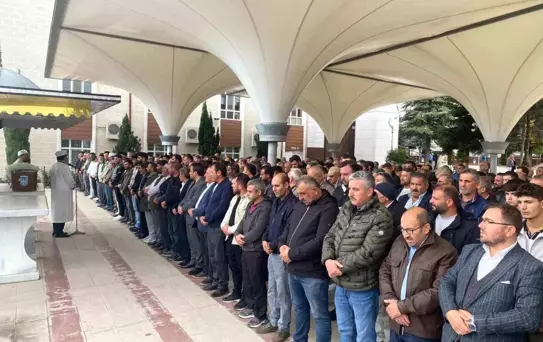 Otomobil Kazasında Hayatını Kaybeden Sedat Durmaz Uğurlandı