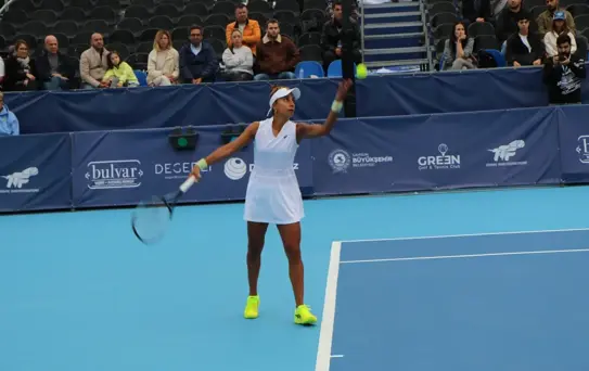 Samsun'da Uluslararası Tenis Turnuvası Başladı