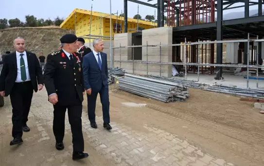 Çardakçı Yüzüncü Yıl Konutlarını Ziyaret Etti