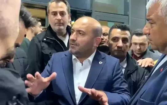 Milletvekili Gürcan Kazada Yaralandı