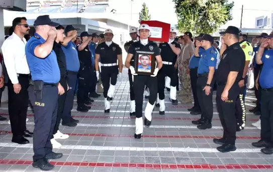 Kalp Krizine Yenik Düşen Polis Memuru Uğurlandı