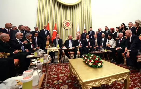 Kulisleri sallayan Erdoğan-muhalefet fotoğrafına ezber bozan yorum: Yeni dönemin işareti
