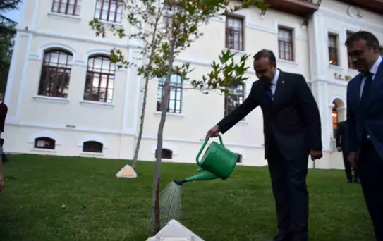 Bakan Kacır'dan Bilecik'te Çınar Sulama