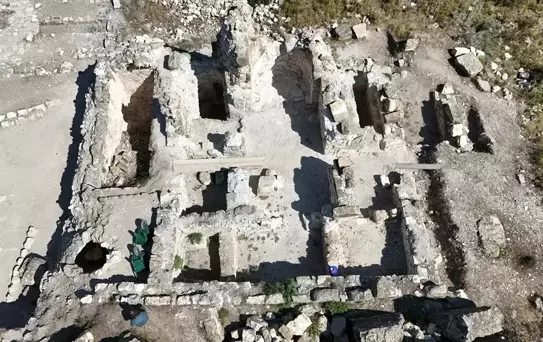 Gevhernik Kalesi'nde Tarihi Buluntular