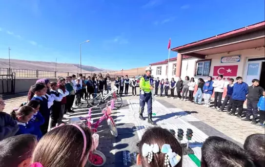 Selim'de Öğrencilere Trafik Eğitimi