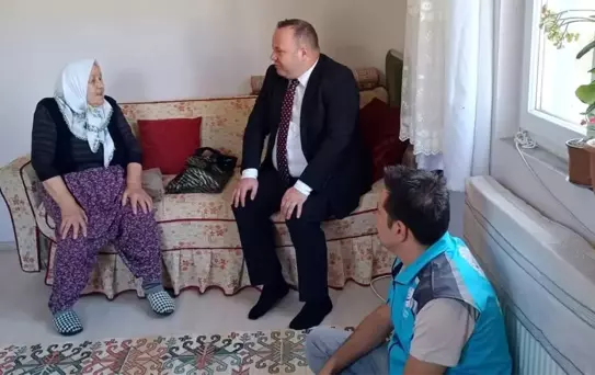 Yaşlılar Günü'nde Unutulmaz Ziyaret
