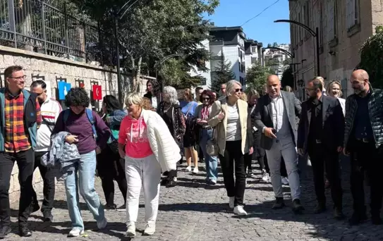 Finlandiya Büyükelçisi Talas'ın Tarihi Zenginliklerini Keşfetti