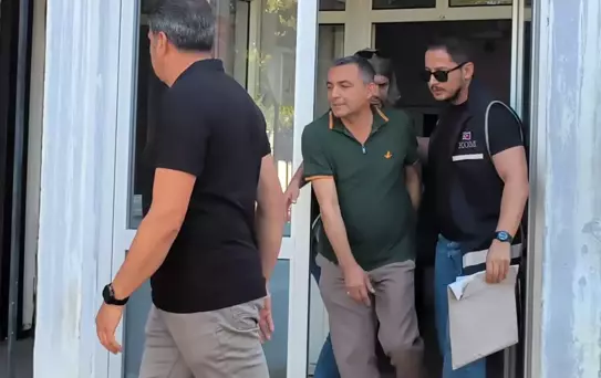 Tutuklu Manavgat Belediye Başkanı Niyazi Nefi Kara, CHP'den istifa etti