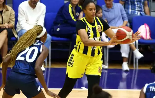 Fenerbahçe, Emlak Konut'u 71-53 Yendi