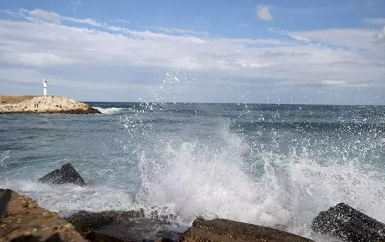 Kıyıköy'de Kuvvetli Rüzgar Hayatı Olumsuz Etkiliyor