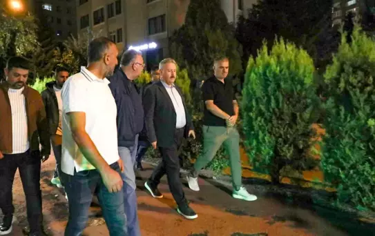 Melikgazi'de Alparslan Parkı'nda Yenileme Çalışmaları Tamamlandı