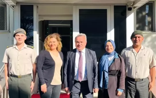 Kaymakam Öztürk'ten Askerlik ve Trafik Denetleme İstasyonuna Ziyaret