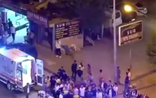 Silvan'da Motosiklet Kazası: 3 Yaralı