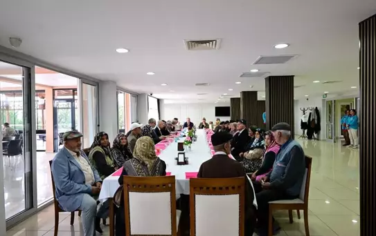 Vali Turan, Yarım Asırlık Evlilikleri Kutladı