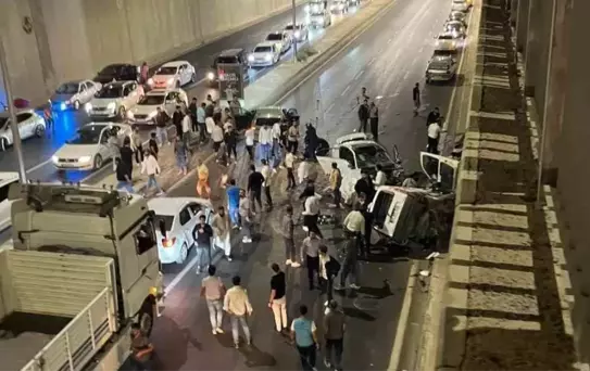 Şanlıurfa'da Zincirleme Kaza: 1 Ölü, 4 Yaralı