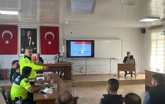 Sarıgöl'de Öğrenci Taşıma Servis Sürücüleri İçin Toplantı Düzenlendi