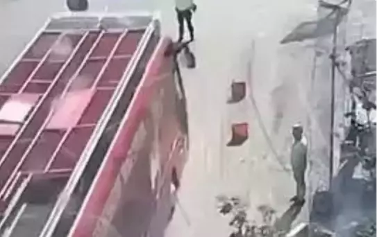 CHP Otobüsü Sürücüsü Yargılanıyor