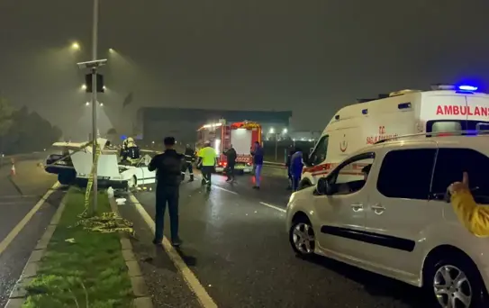 Çerkezköy'de Feci Kaza: Otomobil İkiye Bölündü