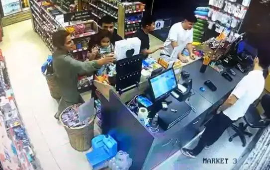Beyoğlu'nda Oyuncak Hırsızlığı
