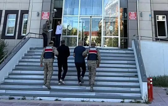 Bitlis'te Göçmen Kaçakçılığı Operasyonu