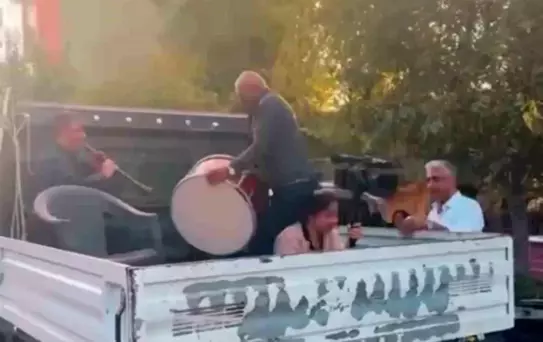 Düğün Konvoyunda Kazaya Anlık Tanıklık