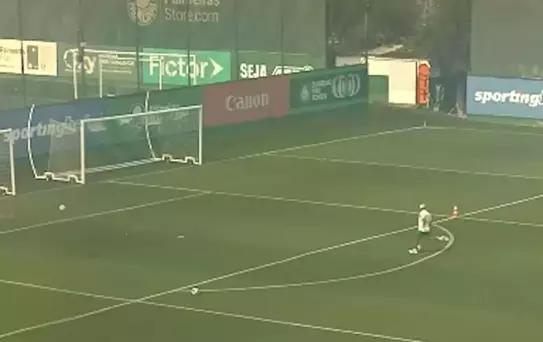Videoyu izlemeniz lazım! Akıllara Ronaldinho'yu getiren görüntü