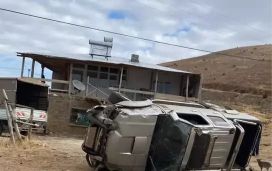 Adana'da Takla Atan Kamyonette 1 Ölü, 1 Yaralı