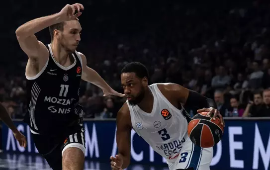 Anadolu Efes Deplasmanda Kaybetti