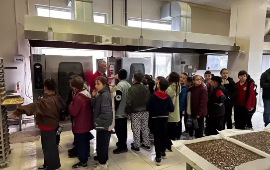 Minik Gözlemciler Şekerleme Tesisinde