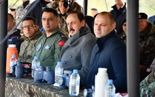 Kuzey Makedonya'da Türk Askeri Teçhizatı Tanıtıldı