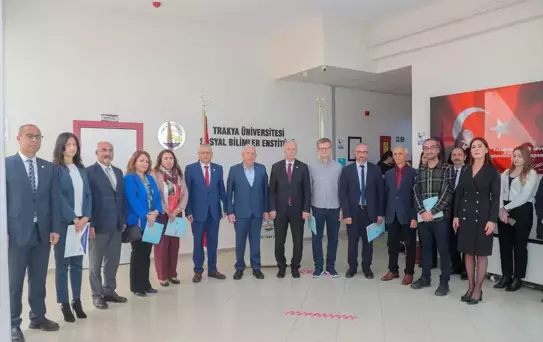 Edirne Konulu Tezler Ödüllendirildi