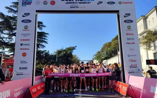 Bosphorun Quarter Marathon'da 3 Bin Yarışmacı Kıyasıya Mücadele Etti