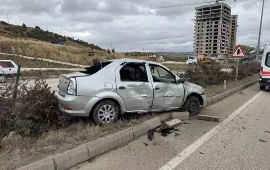 Kastamonu'da Otomobil Devrildi: 2 Yaralı