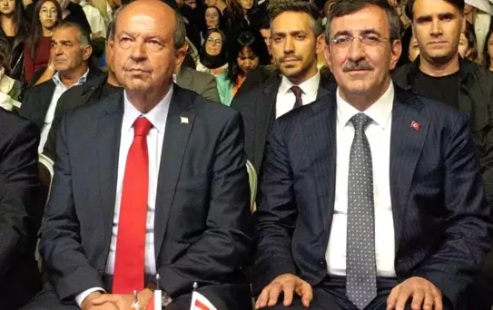 KKTC Başbakanı Üstel: 'Bu topraklarda dalgalanan bayrakta TMT'nin ruhu ve Türkiye'nin desteği vardır'