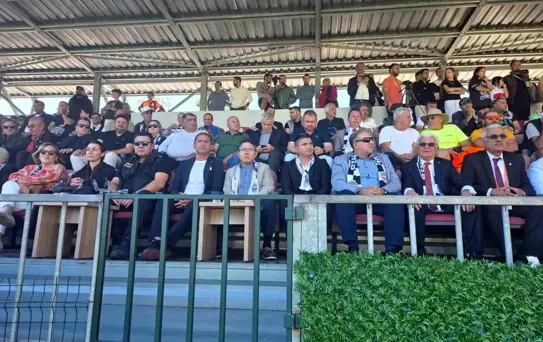 Marmaris'te Dostluk Maçı: Marmaris Belediyespor 1923 Afyonkarahisarspor'u Ağırladı