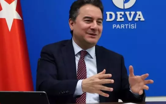 Ali Babacan AK Parti'ye dönecek iddiasına yanıt