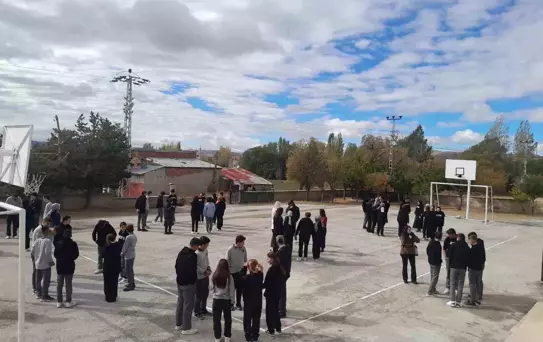 Aydıntepe'de Afet Tatbikatı Gerçekleştirildi