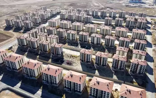 Başkan Albayrak'tan TOKİ'ye yer tahsisi yapmayan CHP'li belediyelere tepki